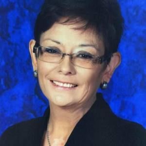 Meet your Posher, Dena